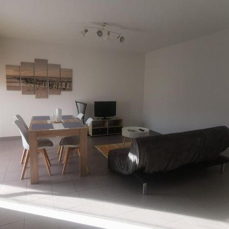 Appartement T2 Accessible Pmr Avec Terrasse Et Garage Onet-le-Château Eksteriør bilde